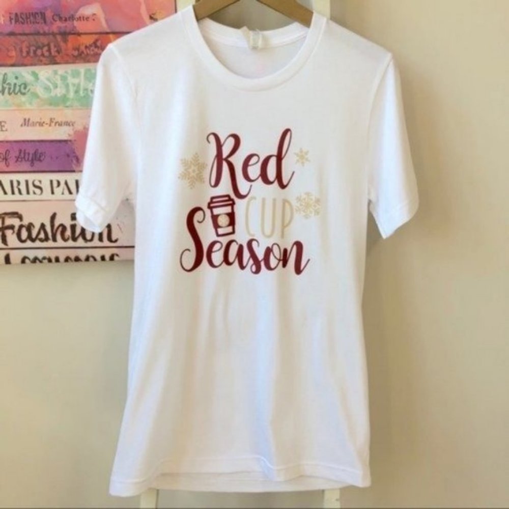 NEW Holiday Red Cup Season Graphic Tee Top Small